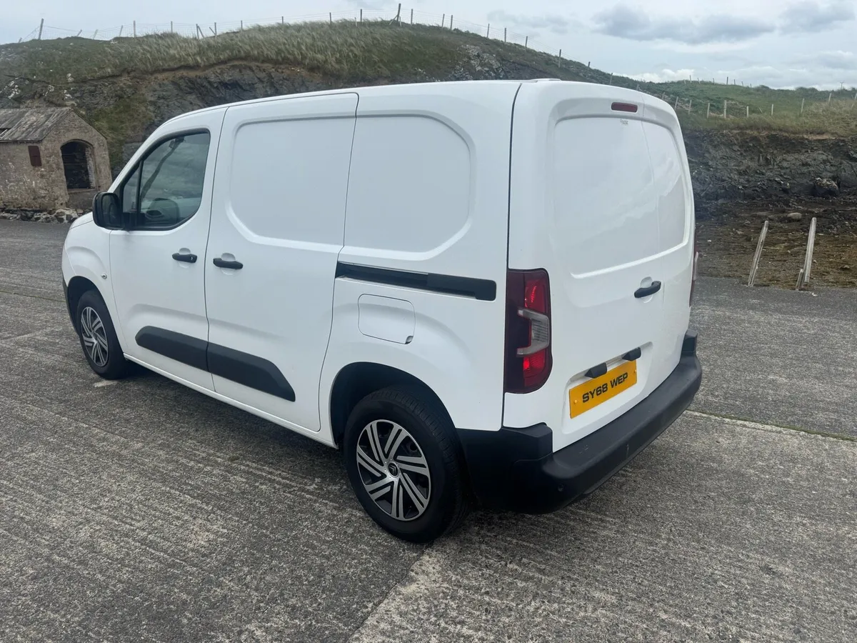 2018 Citroen berlingo - Image 4
