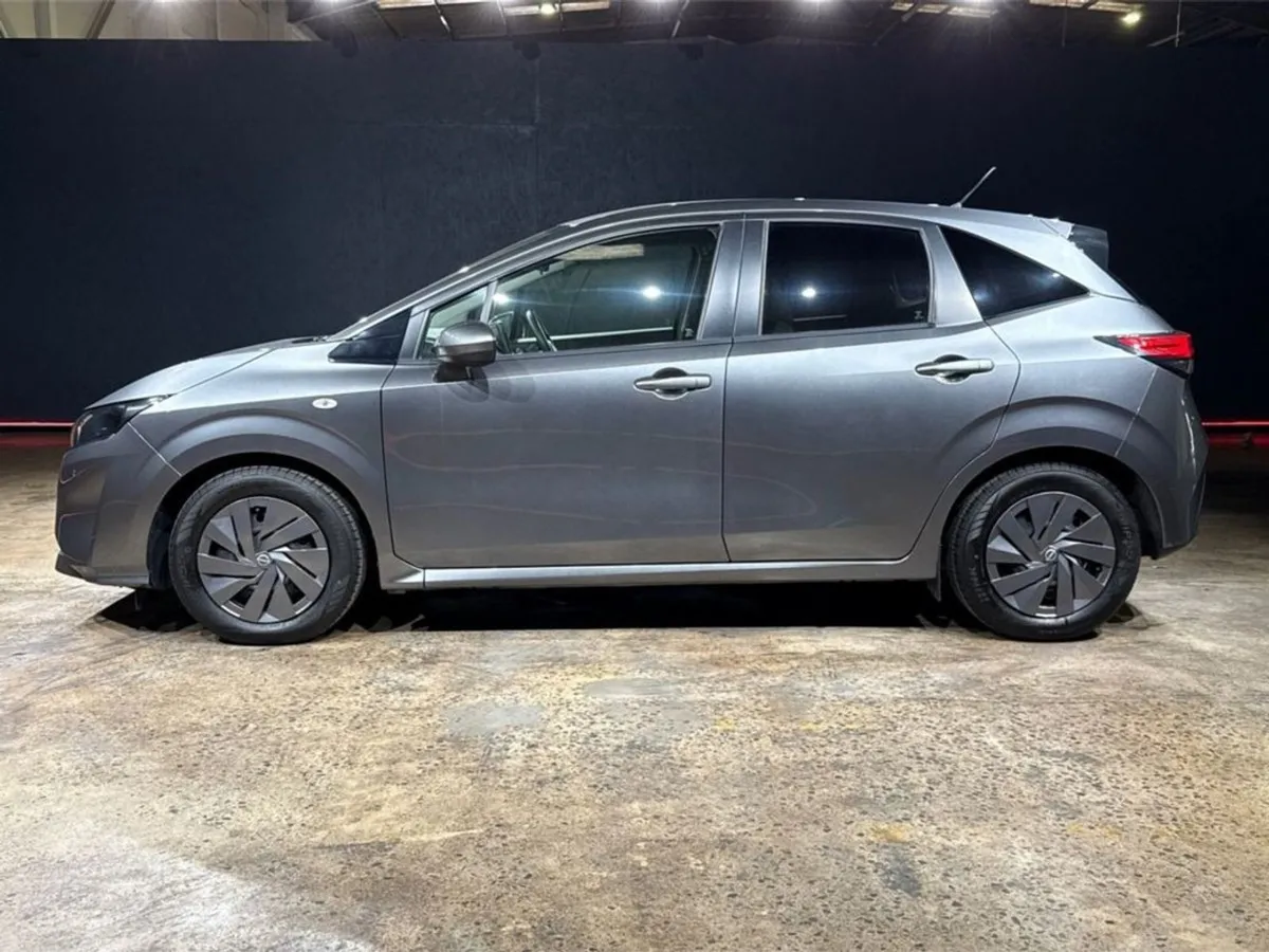 Nissan NOTE E Power S - 1.2 Automatic - Reverse C - Image 4