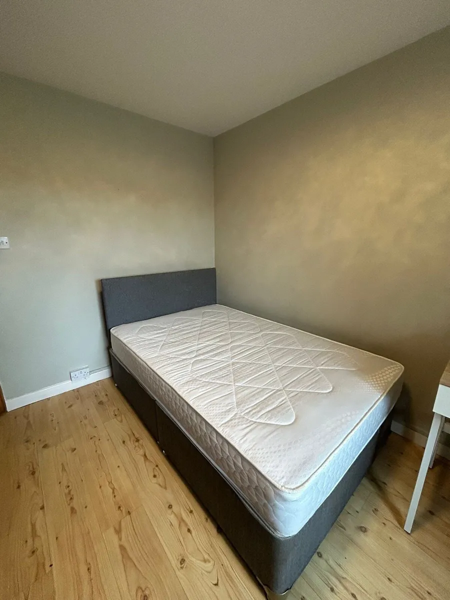 4 ft bed - Image 3