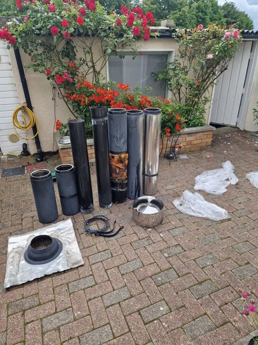 Dual fuel stove and Flue - Image 2