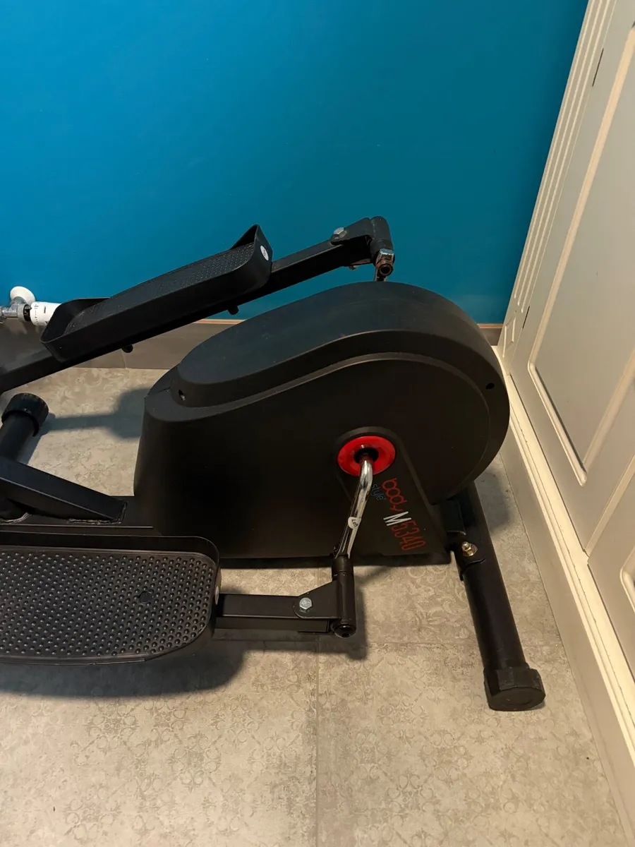 Crosstrainer - Image 3