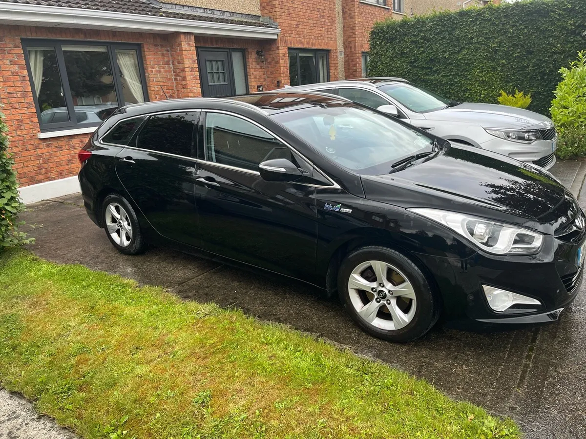 Hyundai i40 Estate - Image 1