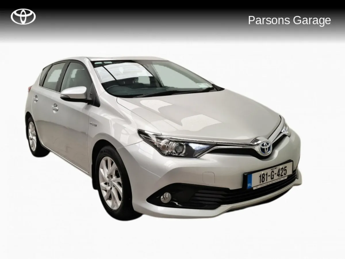 Toyota Auris AURIS HYBRID LUNA 5DR - Image 1