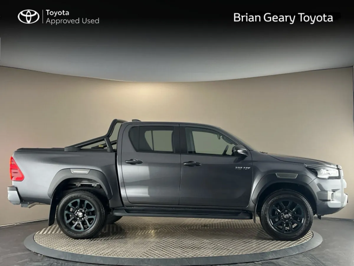 Toyota Hilux HILUX 2.8 INVINCIBLE - Image 3