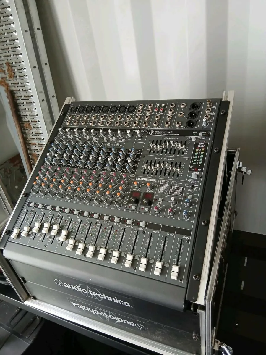 Full set up - Image 1