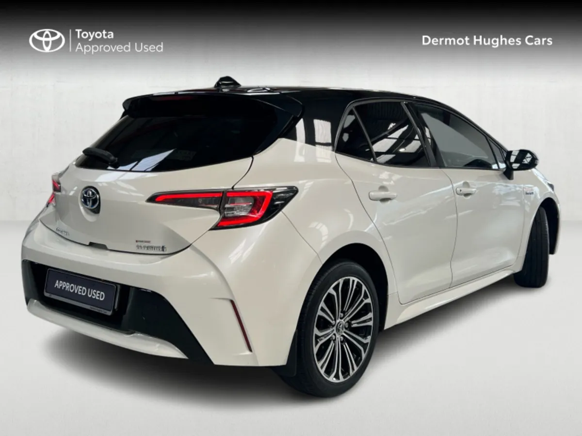 Toyota Corolla COROLLA HYBRID L/SPORT HB - Image 2