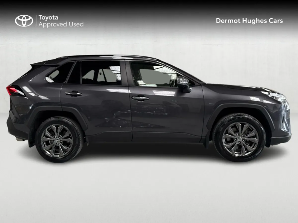Toyota RAV4 RAV4 HYBRID PLATINUM FWD - Image 3