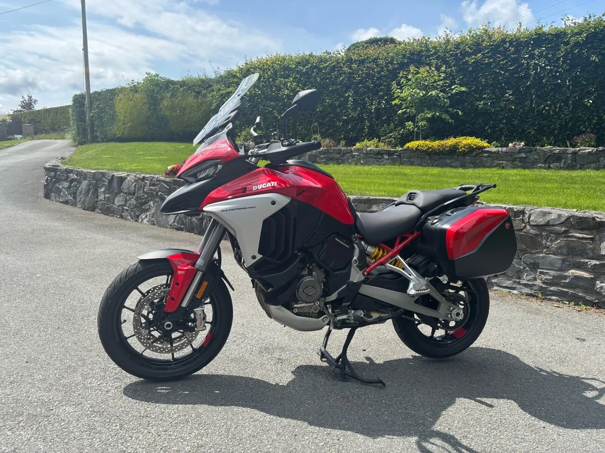 Ducati multistrada  V4 - Image 3