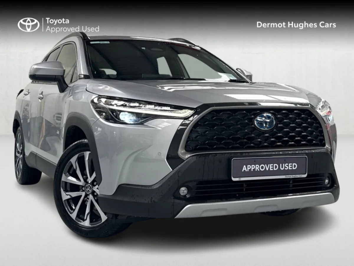 Toyota Corolla CROSS LUNA SPORT 4DR A AUTO - Image 1