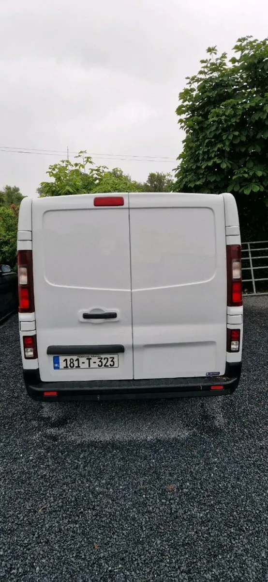 181 Renault trafic sport lwb - Image 3