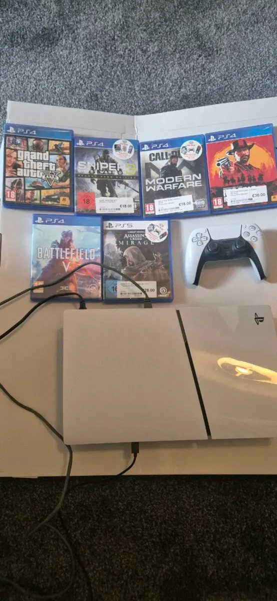 Playstation 5 with 5 x games - Image 1