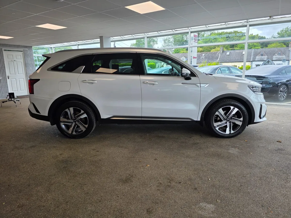 Kia Sorento 1.6 Phev petrol plug in hybrid 2021 - Image 4