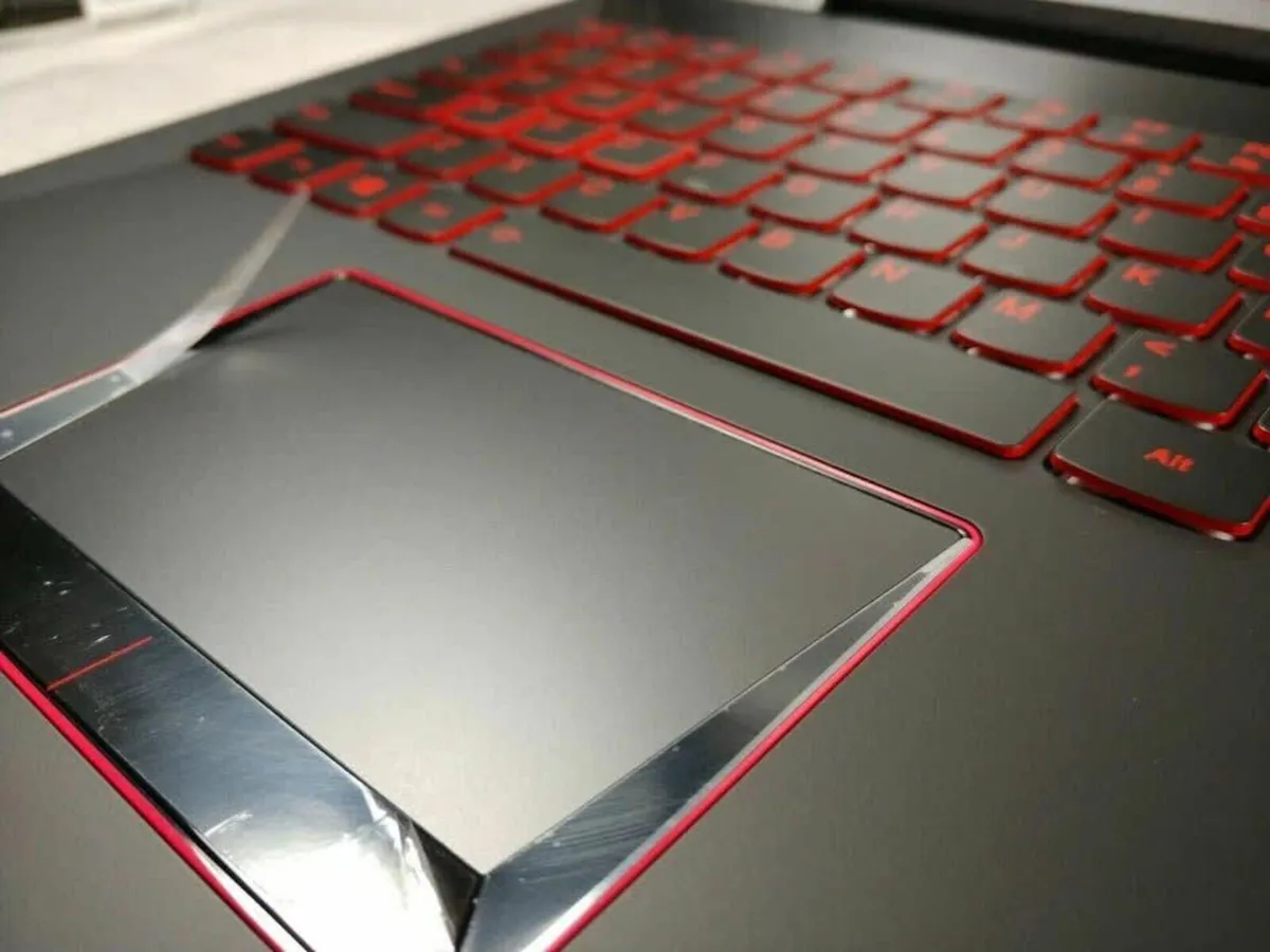 Lenovo Legion Y520-15IKBM 15.6 Laptop - Image 3