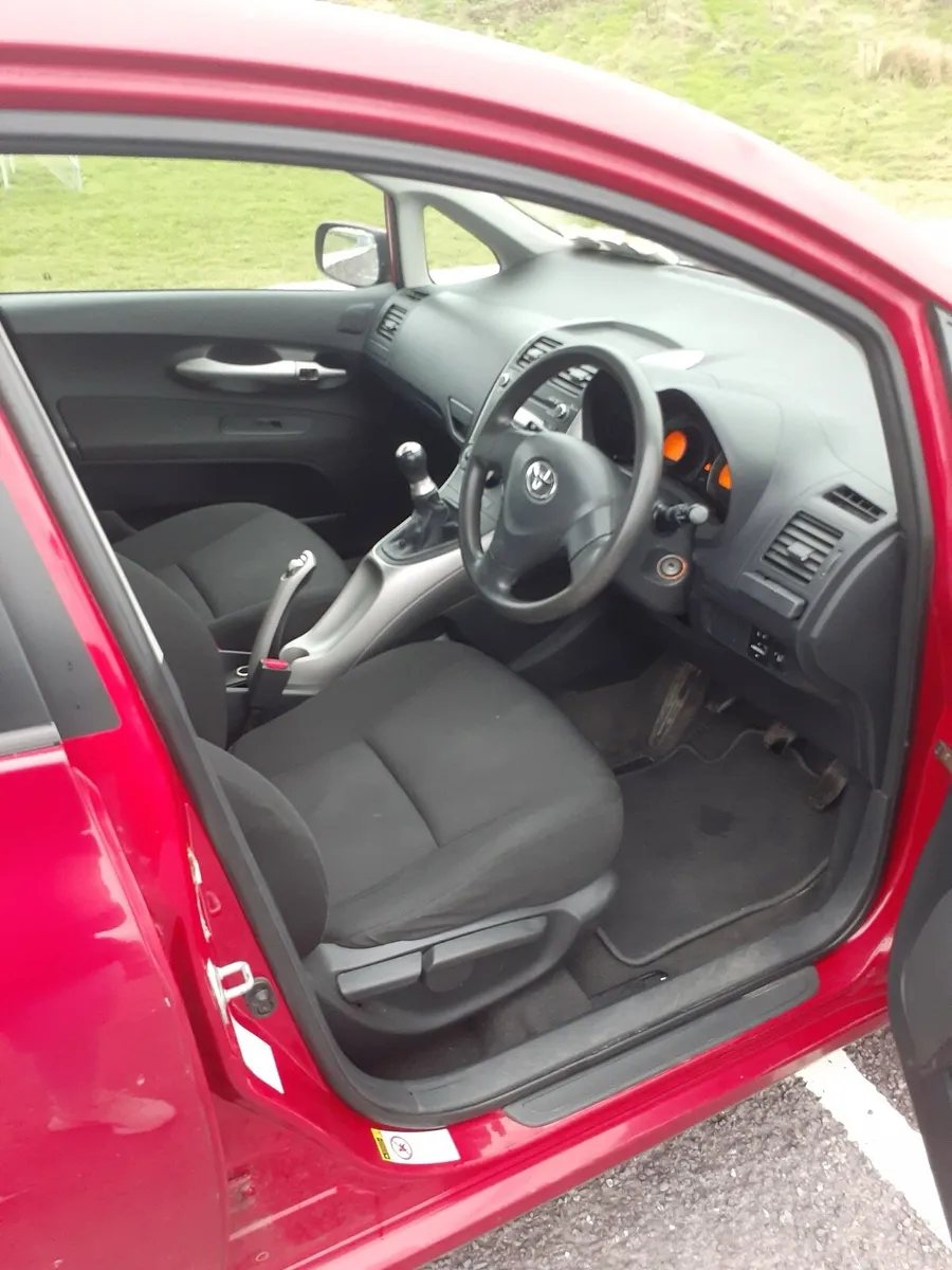 Toyota Auris - Image 4