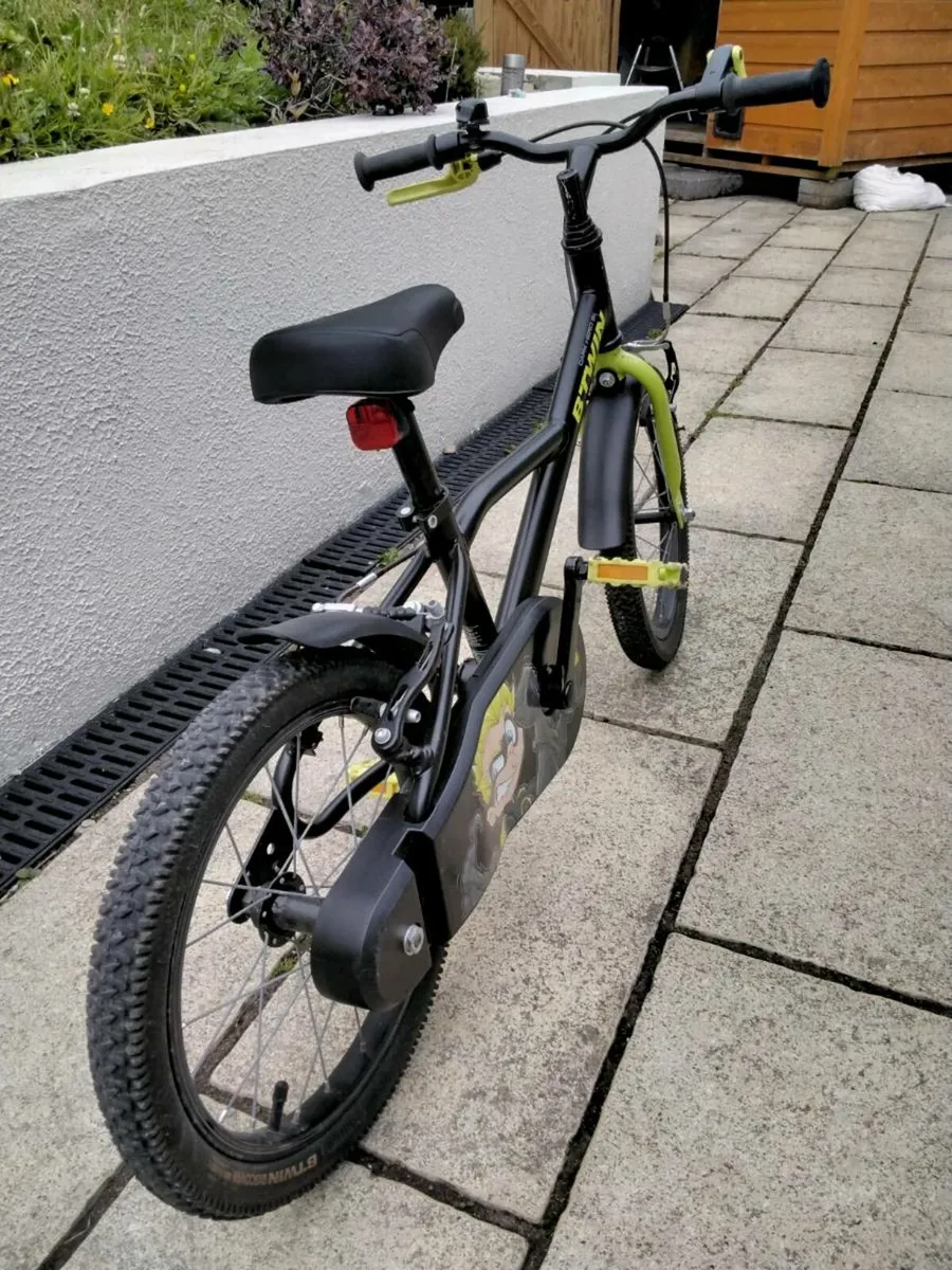 Boys Bike for 5-7 year olds - Image 3