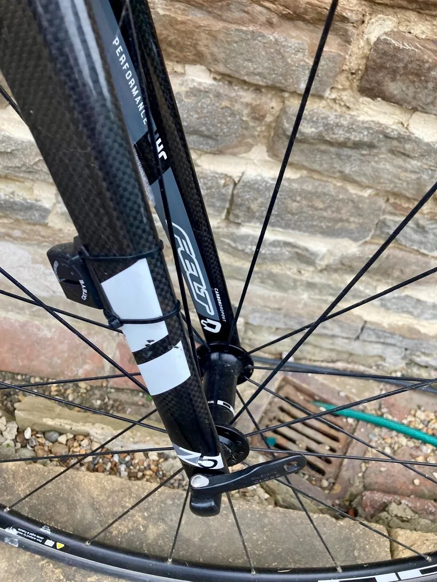Felt Z5 carbon fiber road bike - Image 4