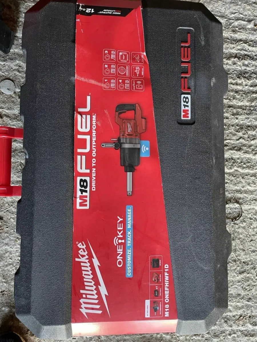 Milwaukee ONEFHIWF1D-0C0 M18 High Torque wrench - Image 3
