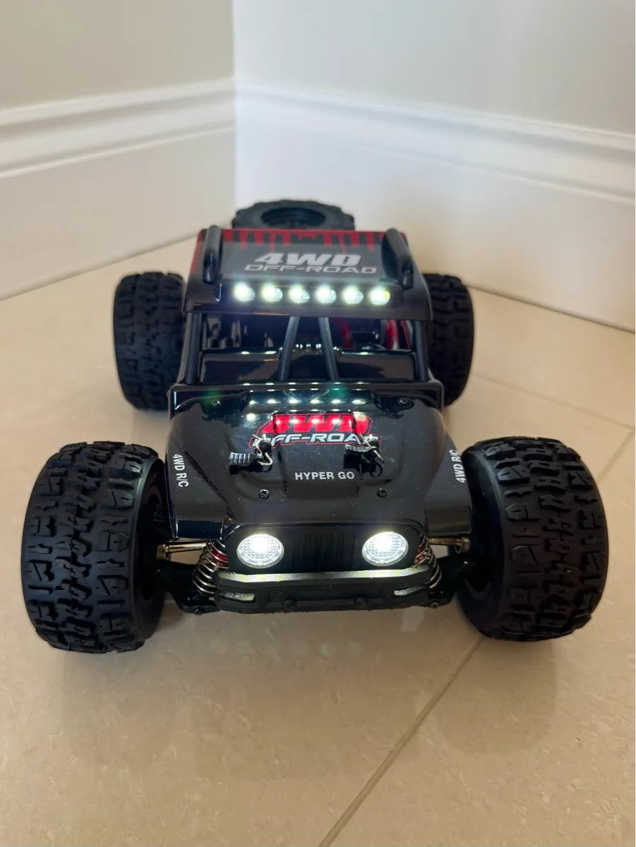 RC Buggy 1/14th Scale 4x4 MJX Hyper Go 14209 - Image 3