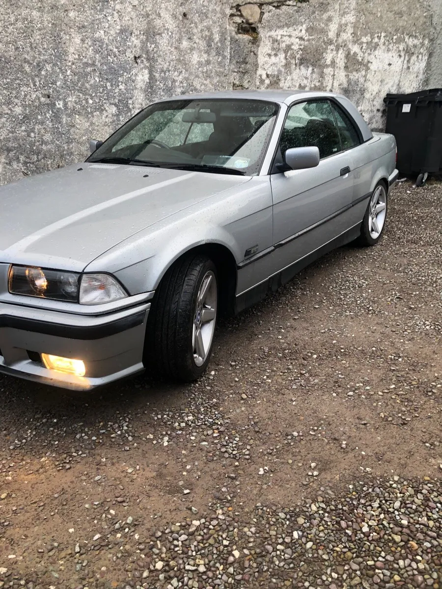 Bmw e36 320i  convertible vintage hardtop - Image 2