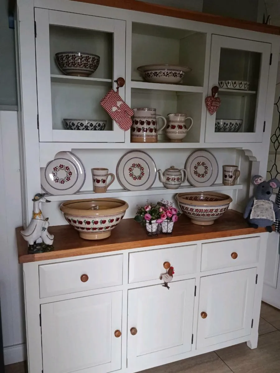 Cream kitchen dresser delivery arranged - Image 2