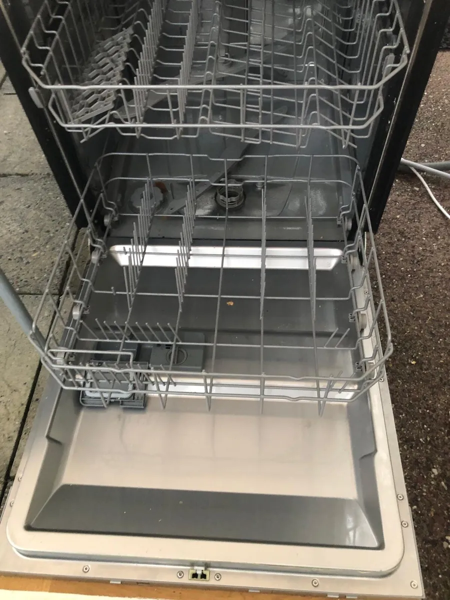 Dishwasher 60cm - Image 1