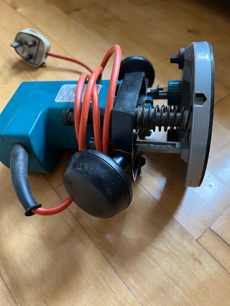 Black & Decker Router - Image 3