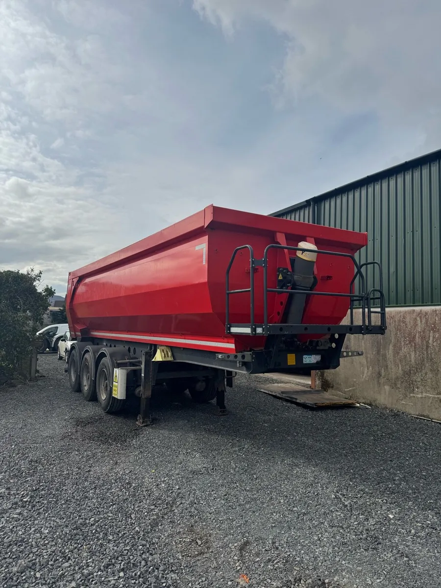 Kassbohrer Aggregate Trailer - Image 1