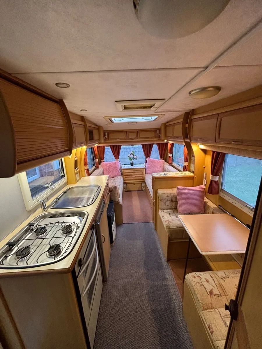 Compass Omega 524 Caravan - 4 Berth (2005) - Image 4
