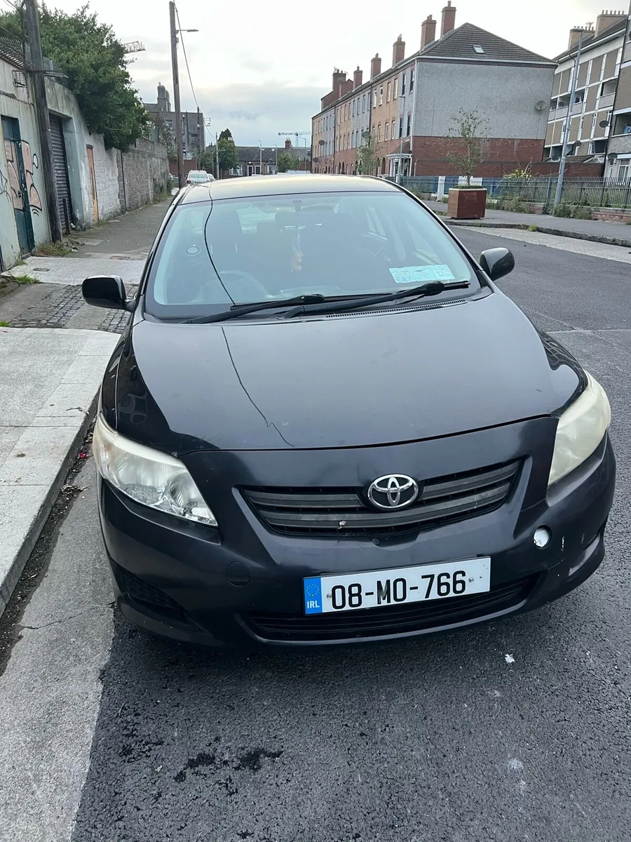 Toyota corolla - Image 1