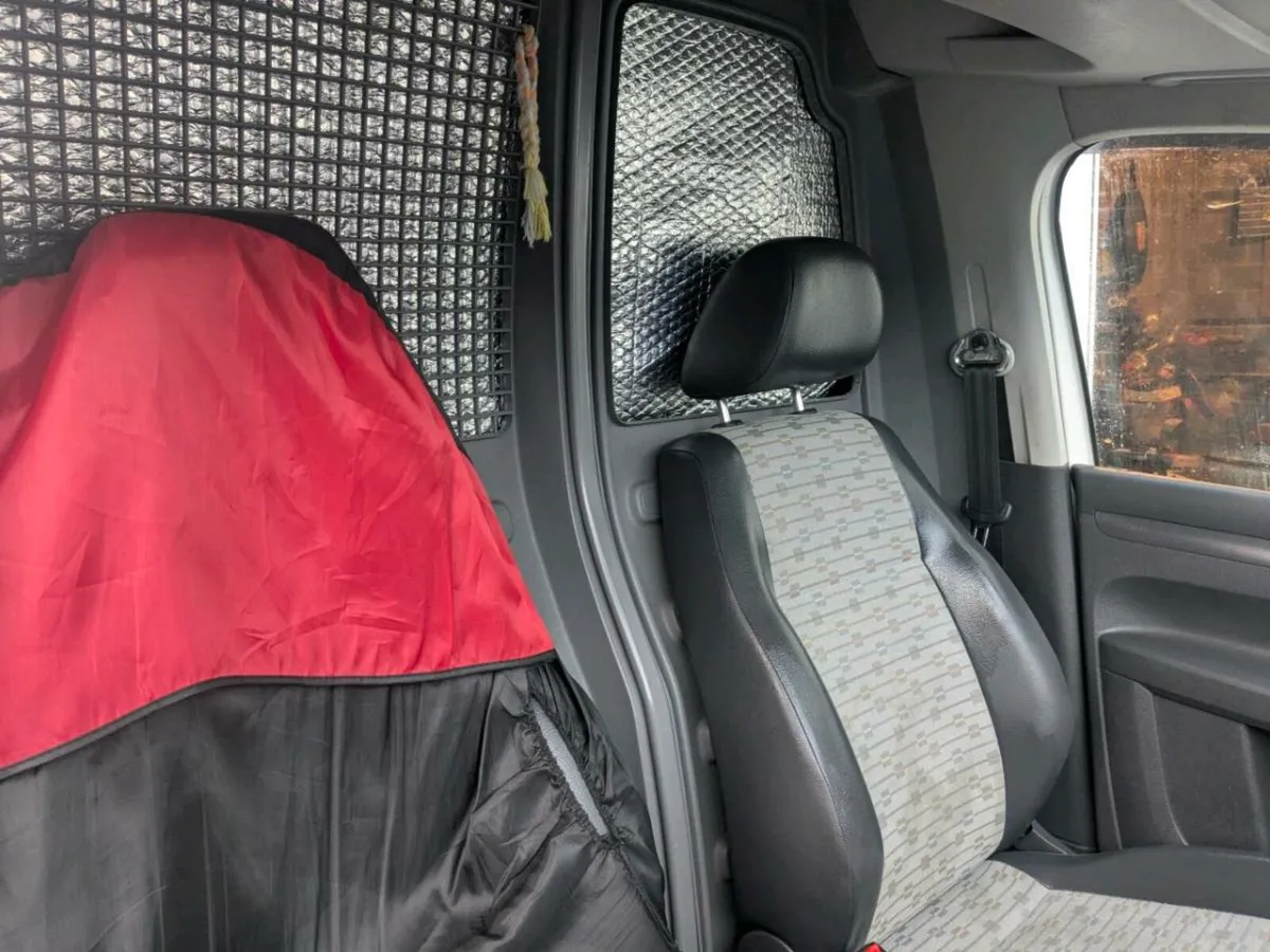 VW Caddy 2013 - Image 4