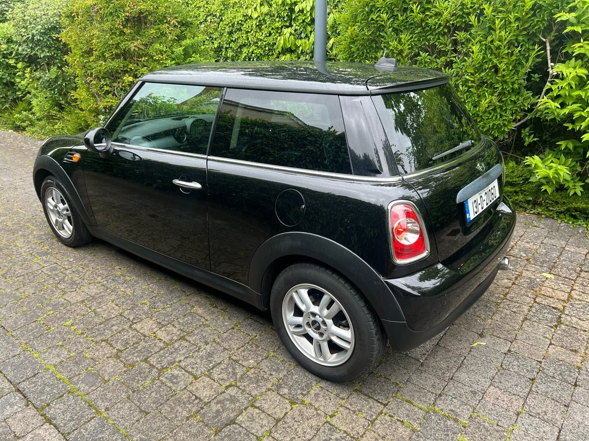 2013 Mini One NCT 08/2026 - Image 4