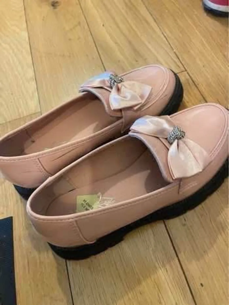 Girls shoes - Image 3