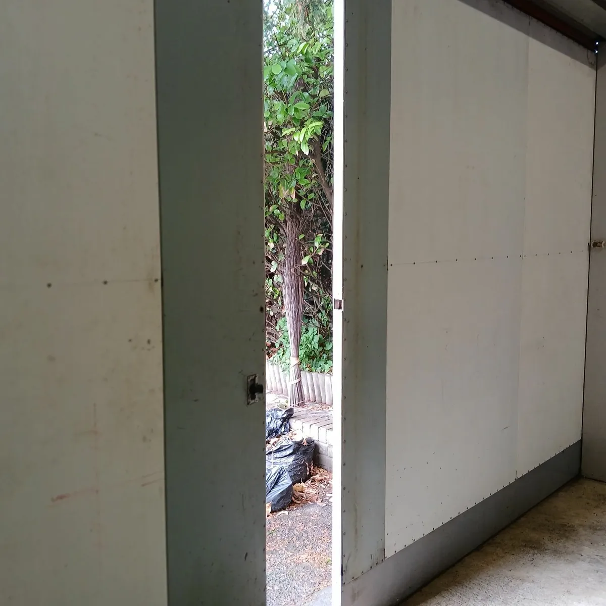 Sliding door - Image 3