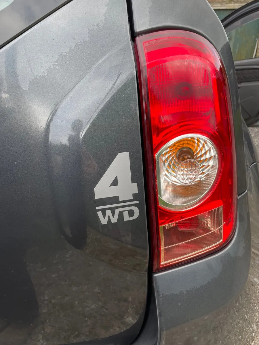 Dacia Duster 2015 4WD commercial low Kms - Image 3