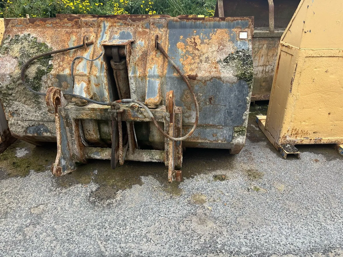Hi tip bucket - Image 1