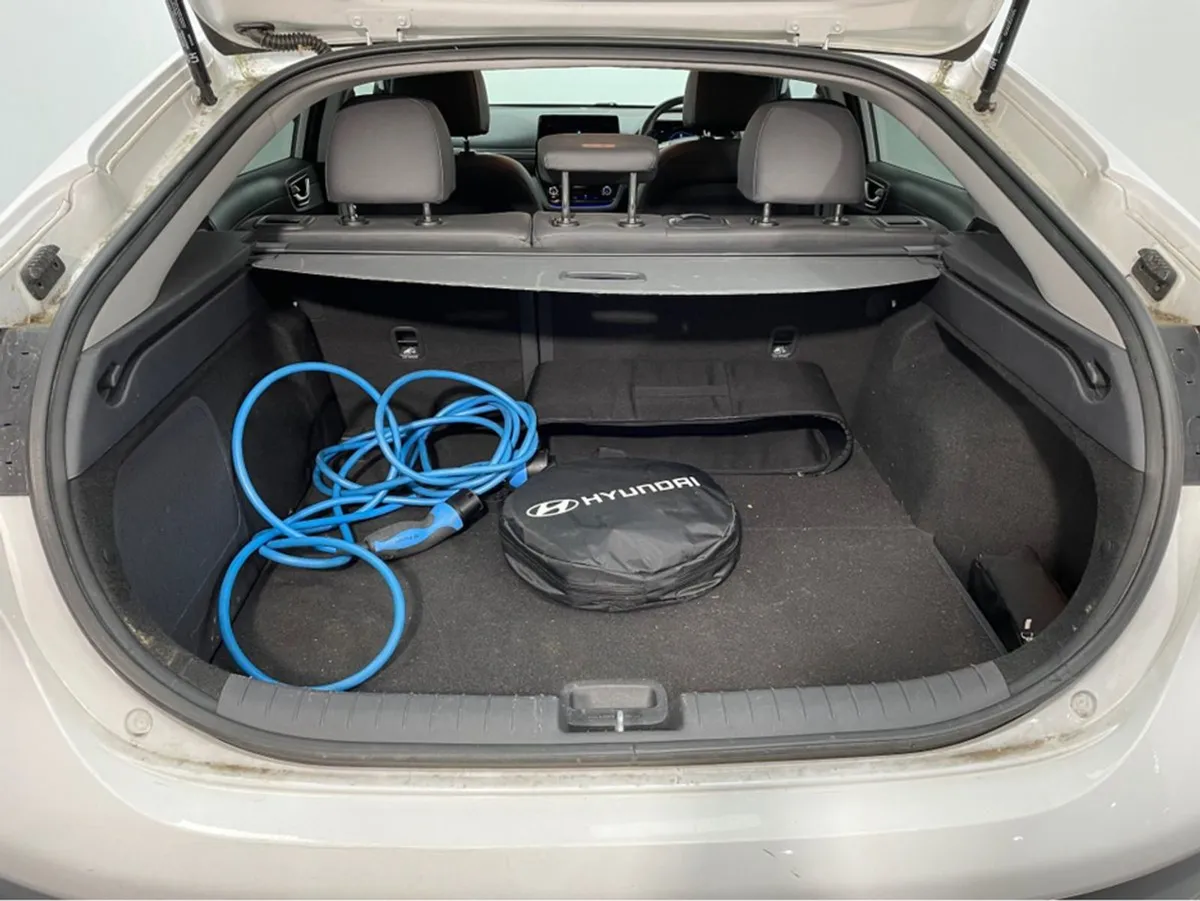 Hyundai Ioniq EV Premium 5DR Auto - Image 4