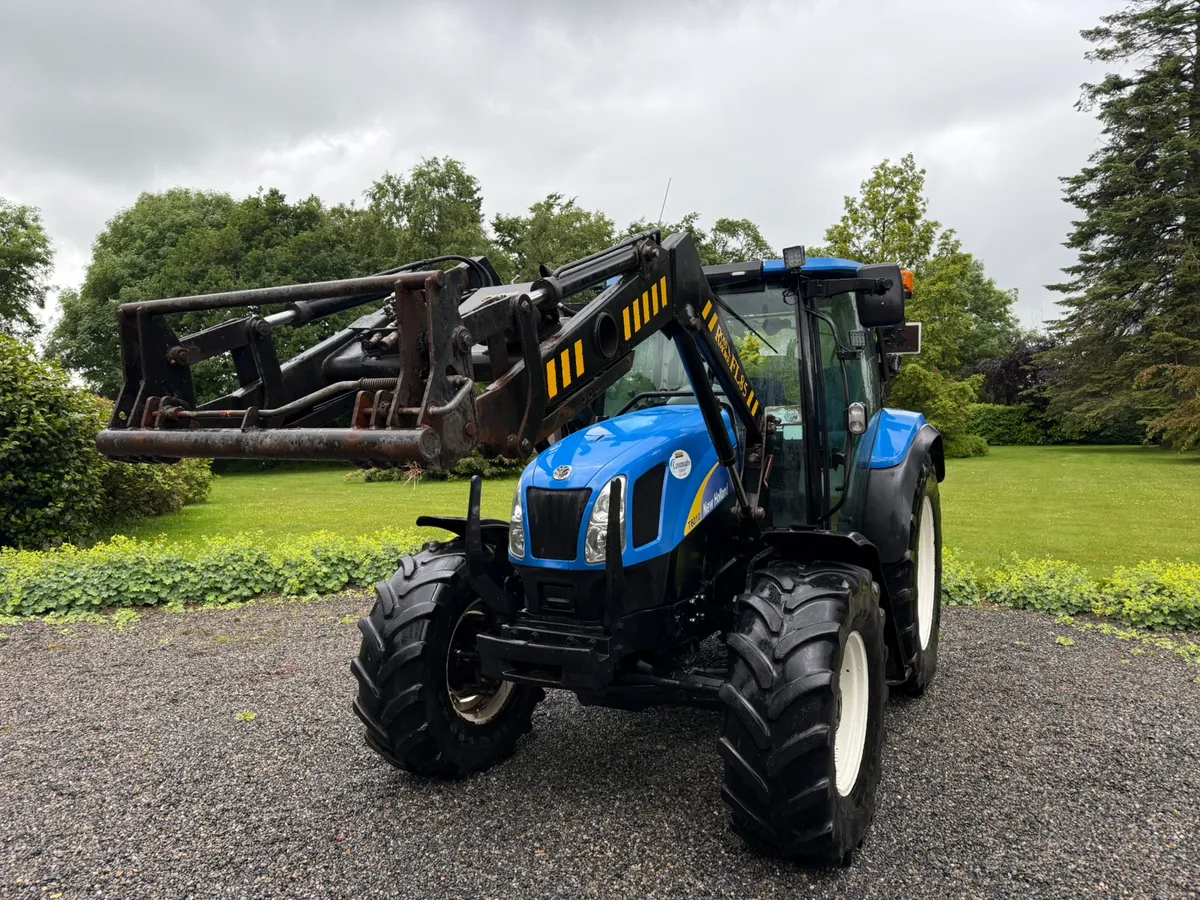 2008 New Holland T6010 Dual Power €29950 No Vat - Image 2