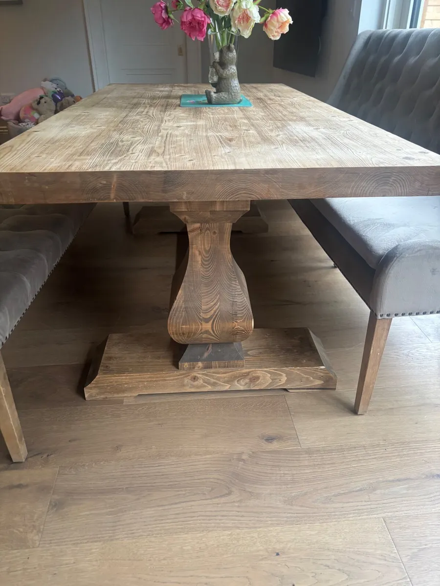 EZ Living Solid Oak Dining Table and chairs - Image 4
