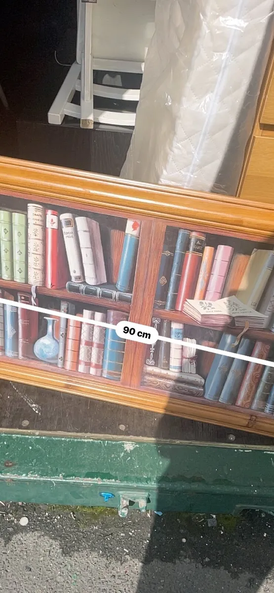 Paint in frame - Image 1