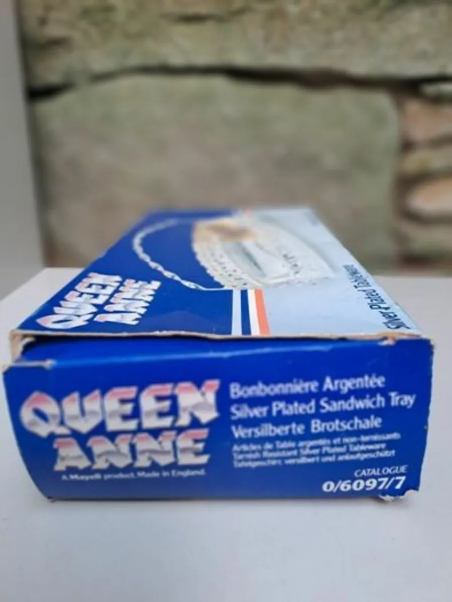 Queen Anne silver plated serving dish - Image 2