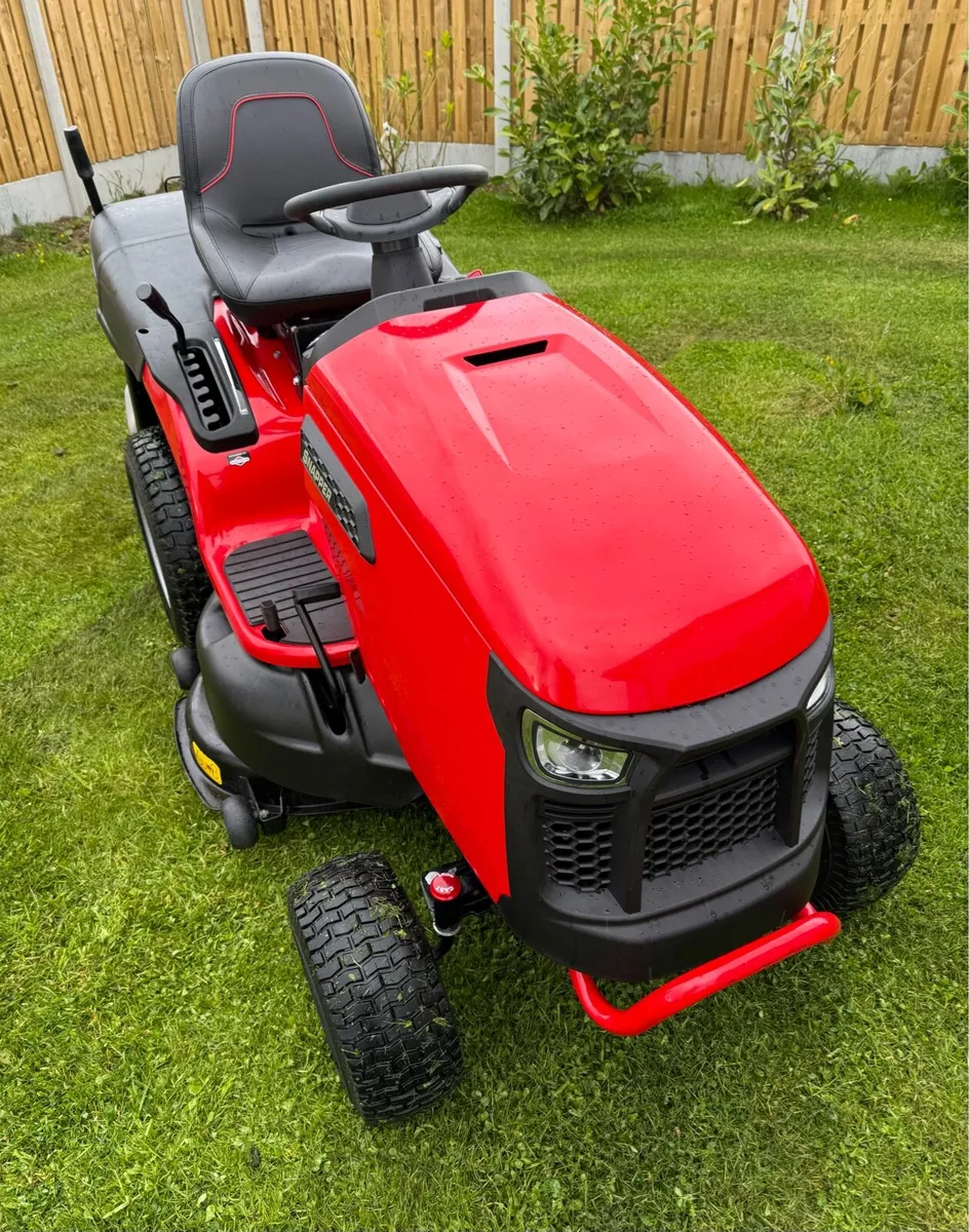2023 SNAPPER MOWER LOW HOURS - Image 1
