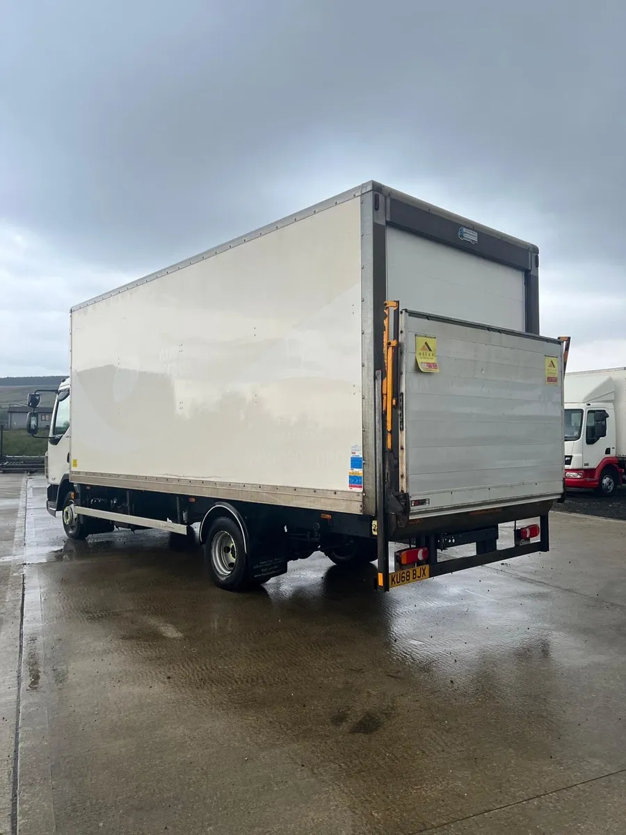 Daf lf box lorry 2018 6speed manual - Image 4