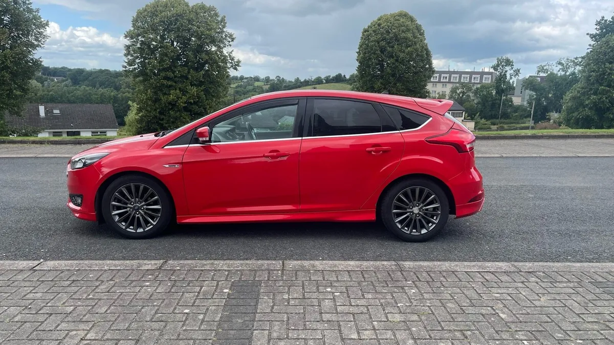 Ford Focus ST-Line - Image 3