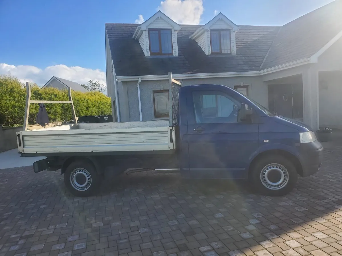 Volkswagen Transporter 2008 - Image 2