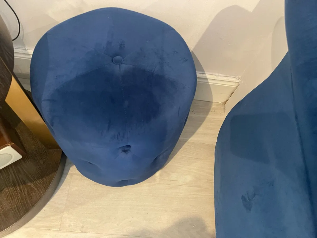 Blue 2-seat sofa - Image 3