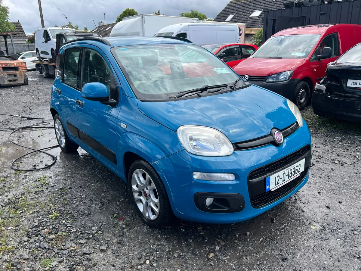 2012 Fiat panda only 17 kms - Image 1
