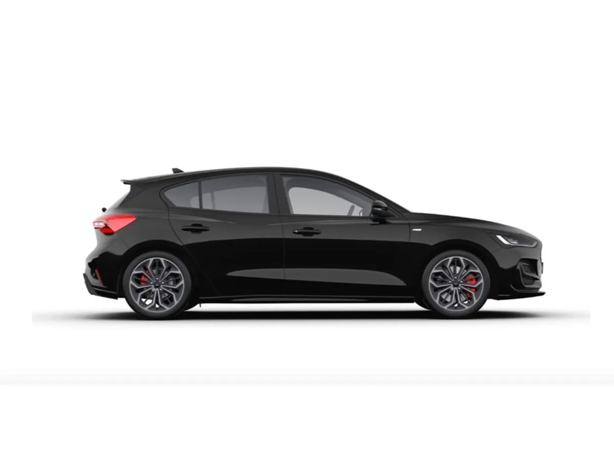 Ford Focus St-line X 1.5 Tdci Automatic Full Leat - Image 2