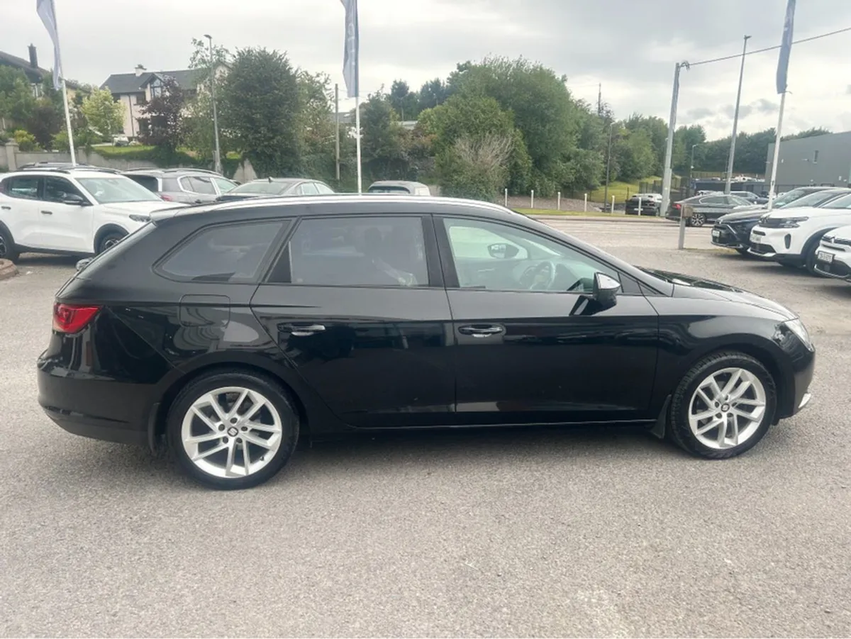 SEAT Leon ST 1.6 TDI 105HP SE St/sp 5DR - Image 3