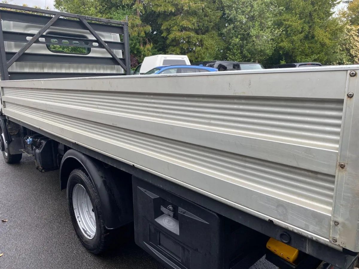 Nissan Cabstar 2019 low miles - Image 2