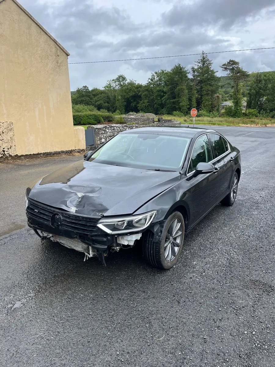 2017 Vw Passat 2 litre tdi business model - Image 2